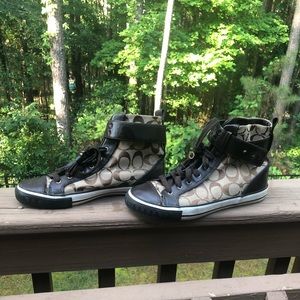 Coach signature sneakers 8.5